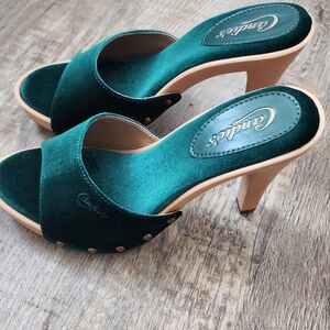 Candies Antonella Slide SZ 8